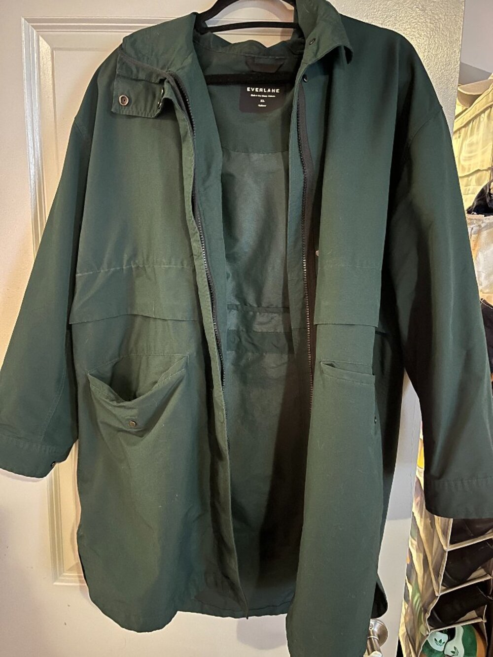 Everlane The ReNew Zip Front Oversized Long Anorak Jacket | Dark Green